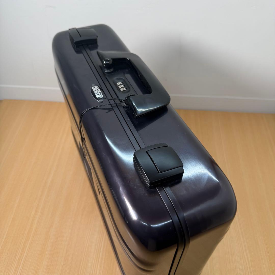 ZERO HALLIBURTON アタッシュケース　紺色　ゼロハリバートン