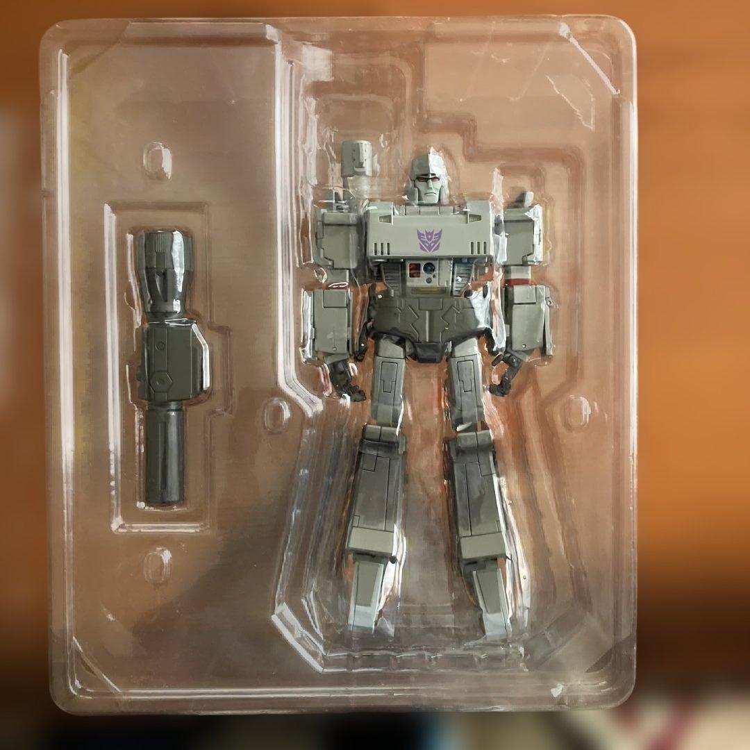 ロボット Transformers MP-36 Megatron