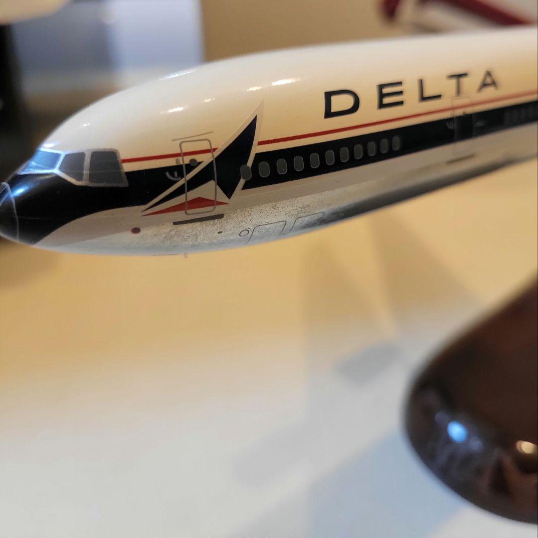 超激レア！McDonnell Douglas MD-11 1/200　デルタ