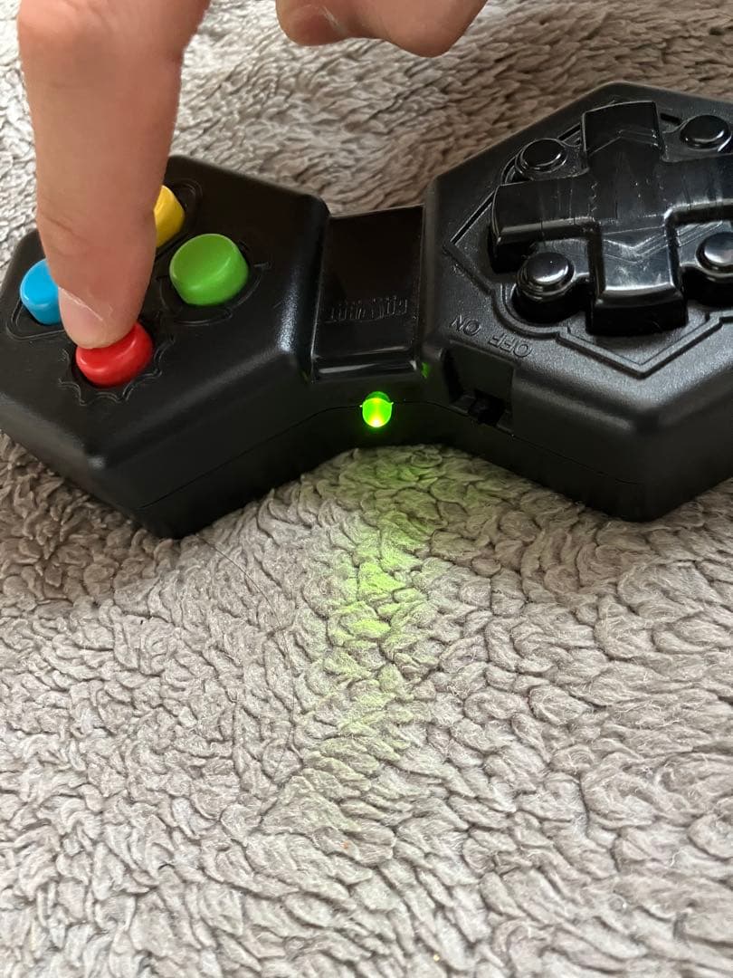 コンバットクリーチャーズ　多脚駆動型戦闘ロボット　ラジコン