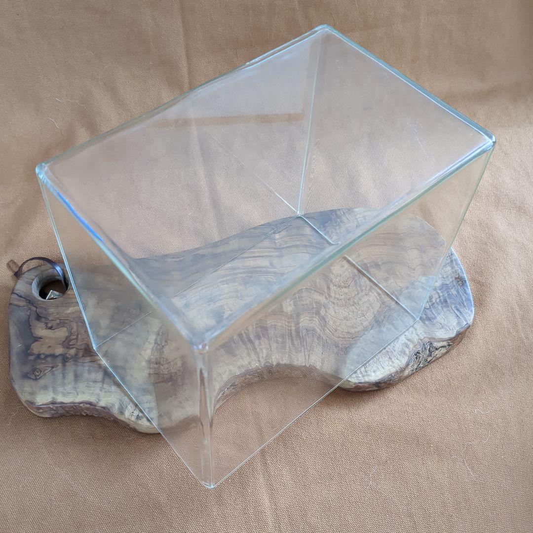 【高品質・透明度の高い　オーダーメイドのスペリア水槽　No.2 】