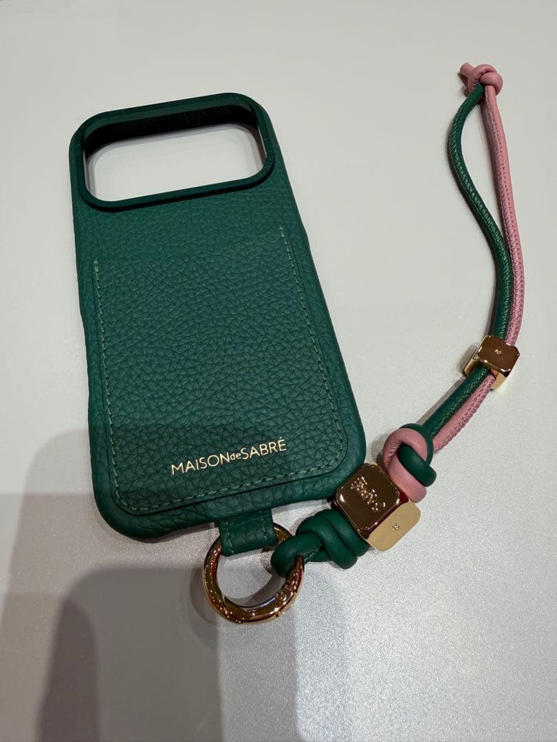 ⭐︎⭐︎⭐︎さま専用iPhone 17pro ケース メゾンドサブレ