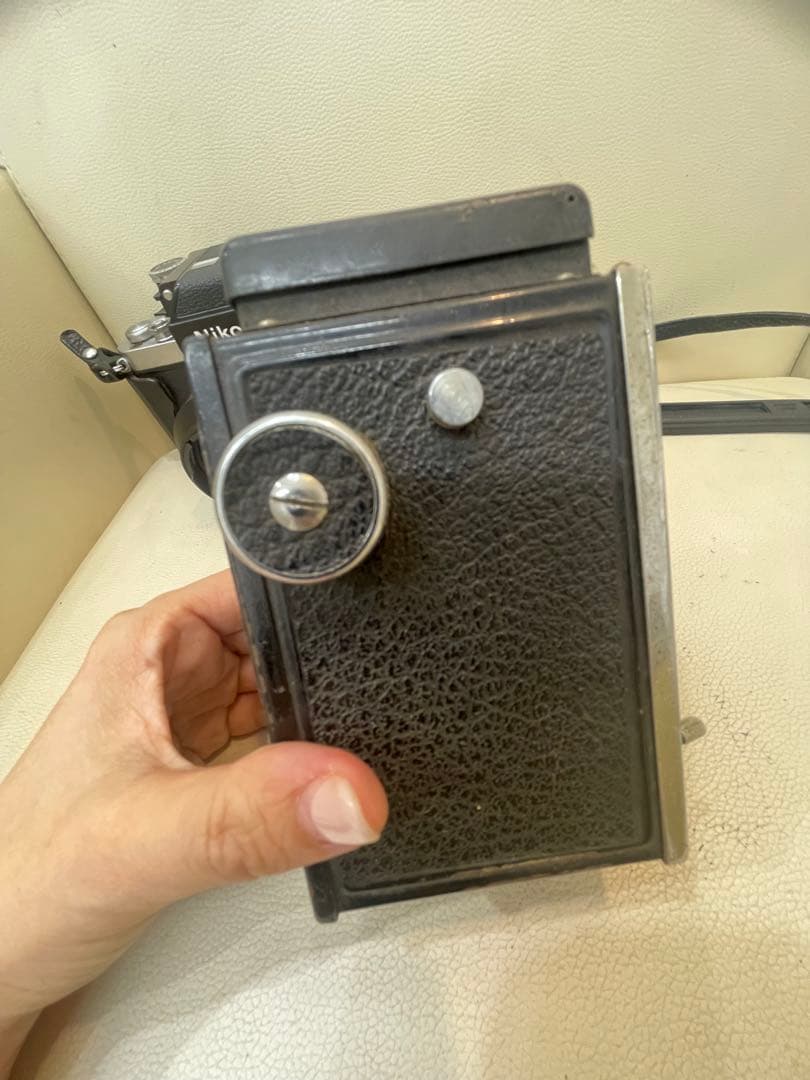 Nikon フィルム一眼レフカメラ 50mmレンズ付き&ビンテージカメラ