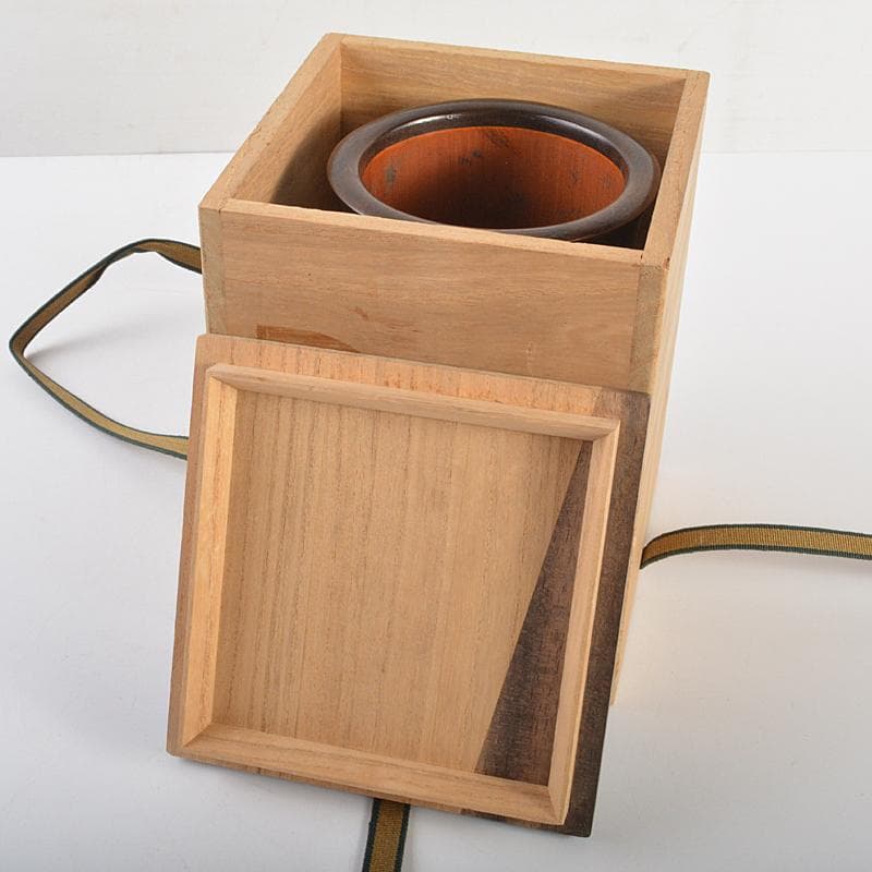 中国　古竹彫刻　黒漆　漢詩人物文　筆筒　時代箱付　G　R7384