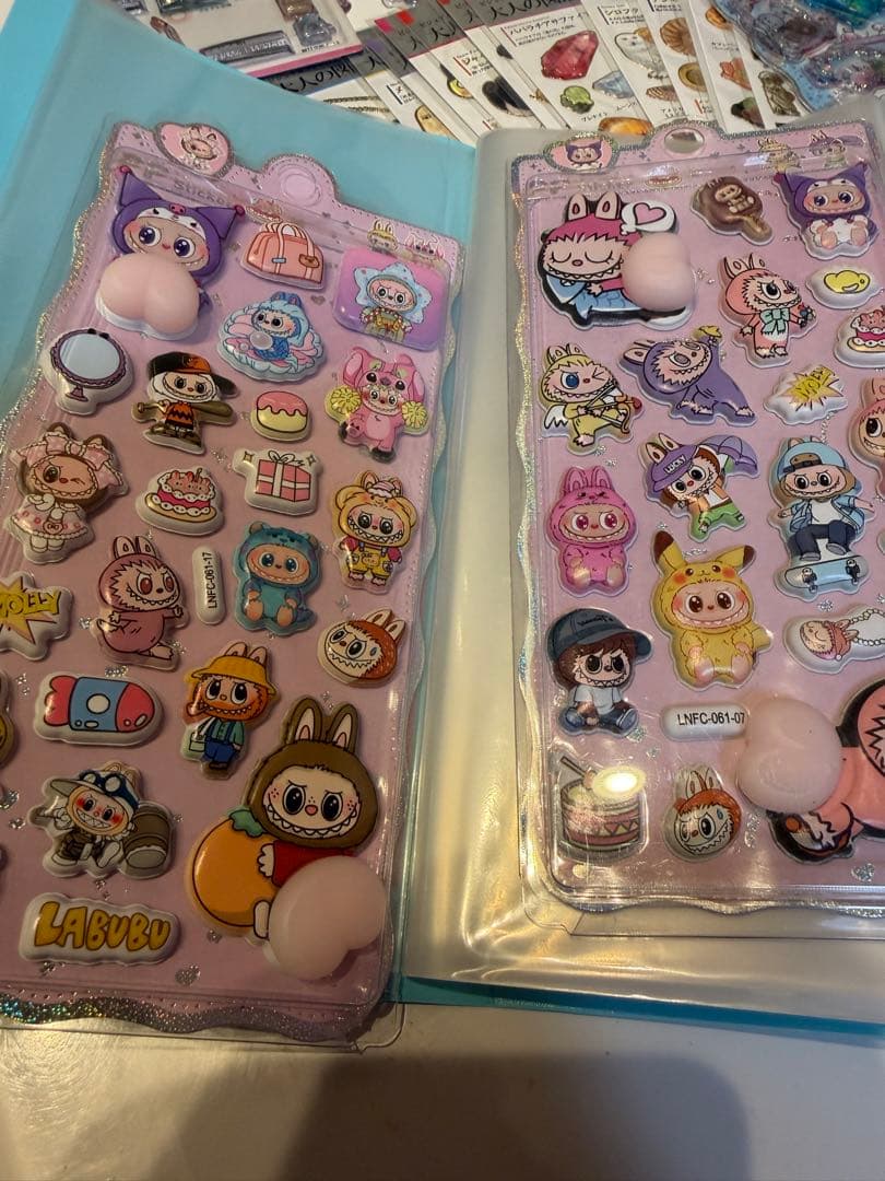 ボンボンドロップシール　キティーちゃん　大人の図鑑シール　ステッカー　シール帳