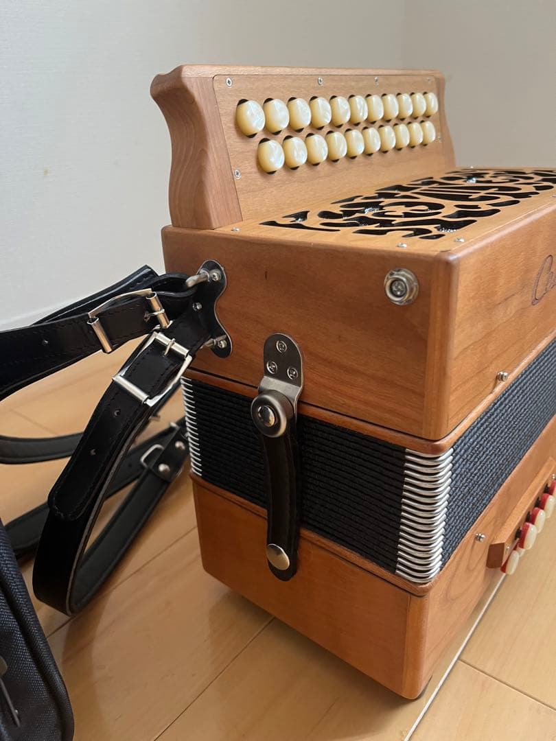 ボタン式アコーディオン C#/D Ceilidh ケーリー