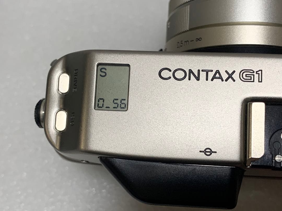 CONTAX G1 Planar 2 45 フード付き