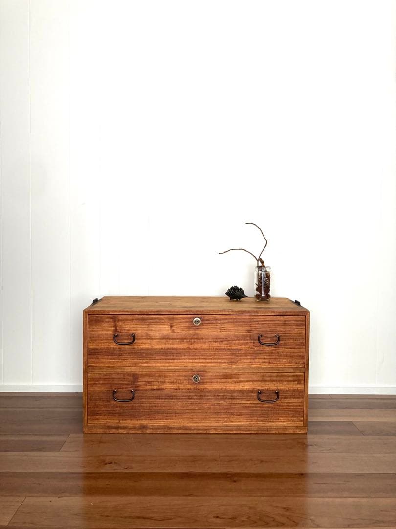 【メンテ済】アンティークの収納棚　ローボード　テレビ台　総桐　引出し2杯