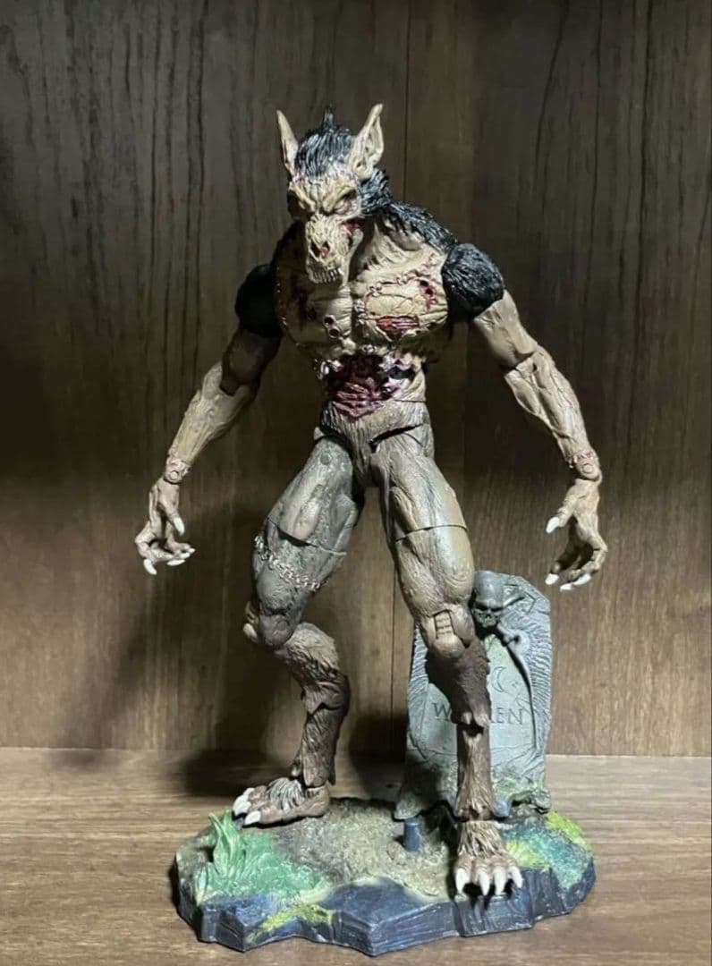 Mythic Legions　狼　neca　マクファーレン　7インチ　フィギュア