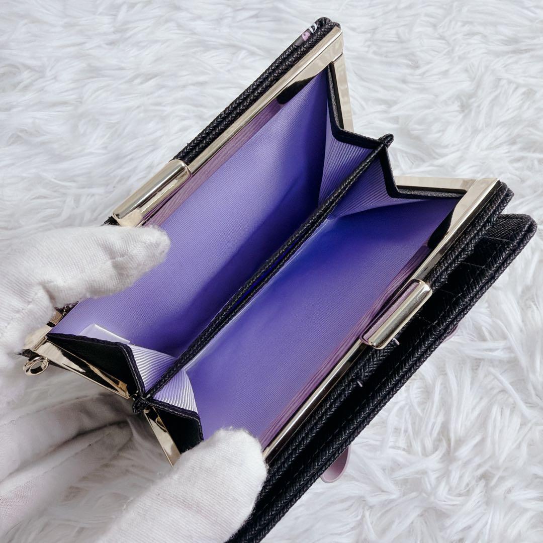 完売 &chouette サンリオ クロミ リボン付き 二つ折り 財布