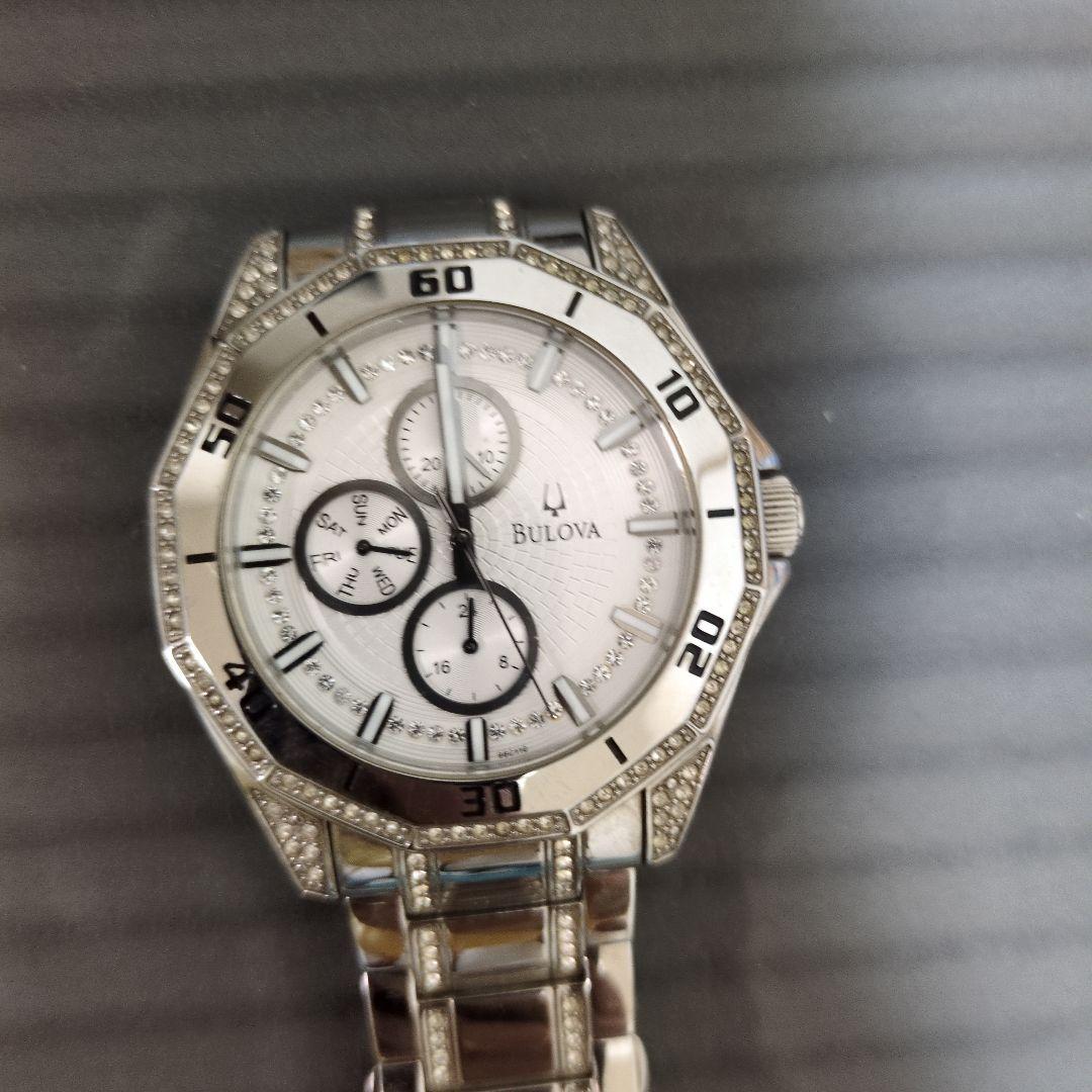 限定大特価　BULOVA　時計　シルバー クロノグラフ腕時　クリスタルデザイン