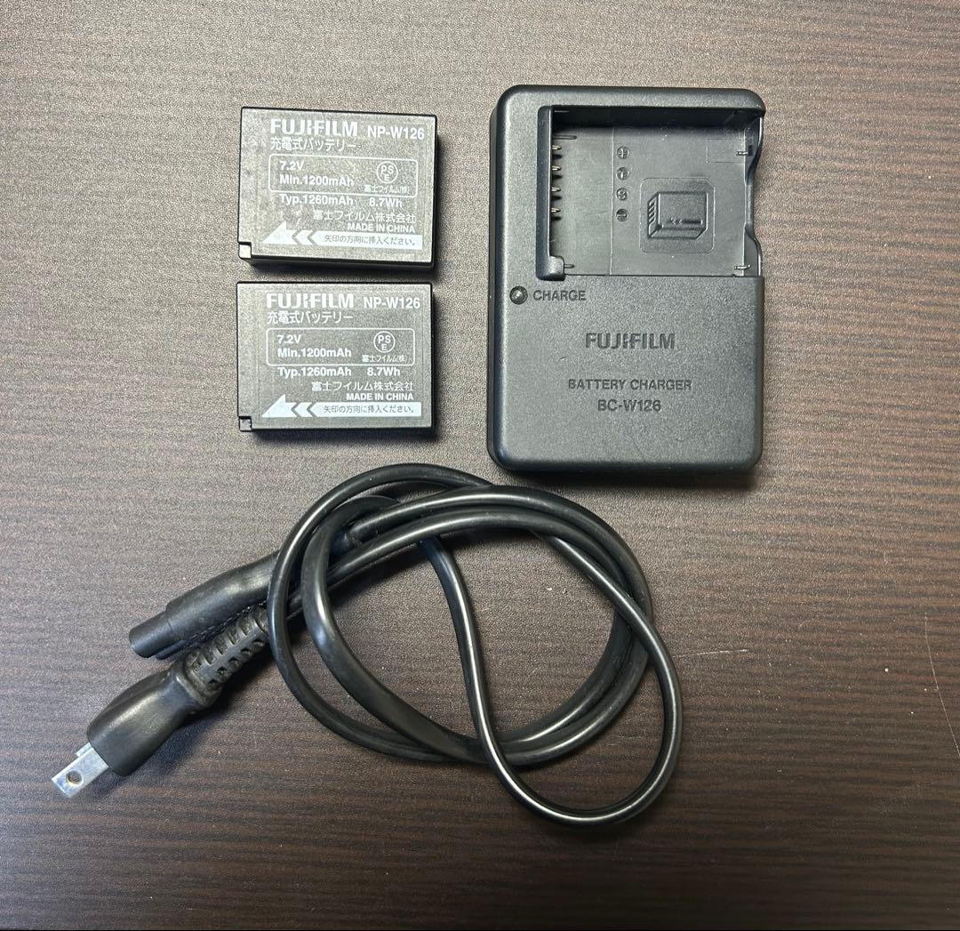 FUJIFILM ミラーレス一眼カメラ X-M1 16-50mm レンズキット