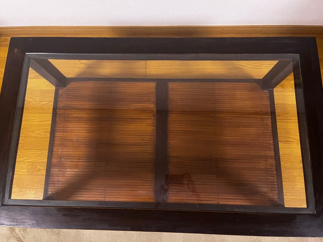 【引き取り限定】アジアンスタイル 木製ガラステーブル