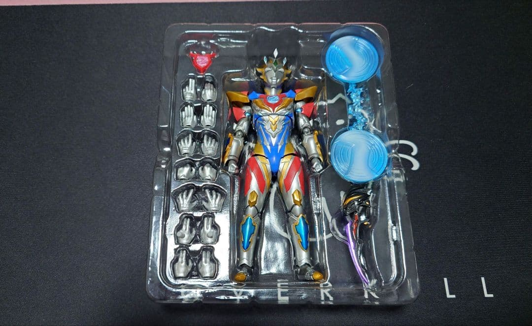 ウルトラマンゼット デルタライズクロー デスシウムライズクロー セット