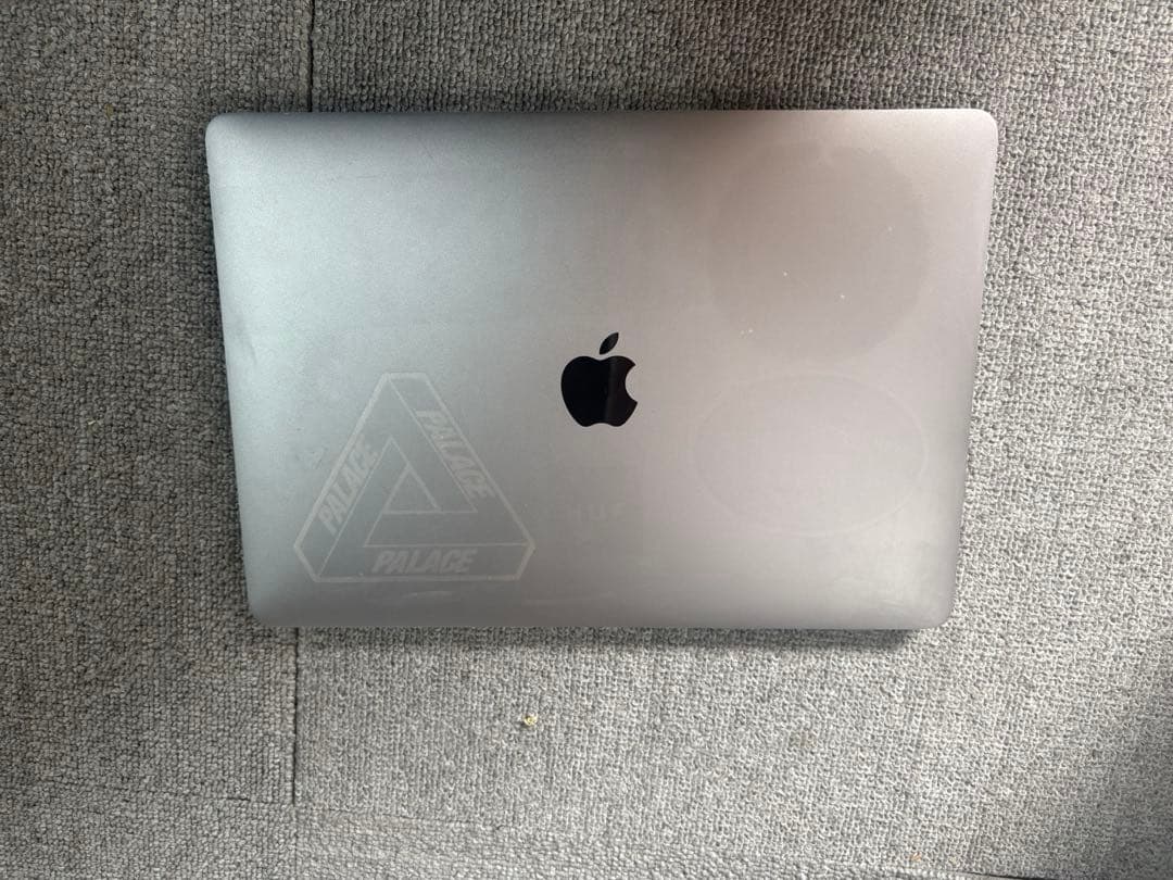Mac Book Pro 2016 13インチ　中古品　動作品　本体のみ