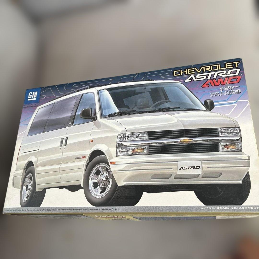 フジミ1/24Chevrolet Astro AWD プラモデル