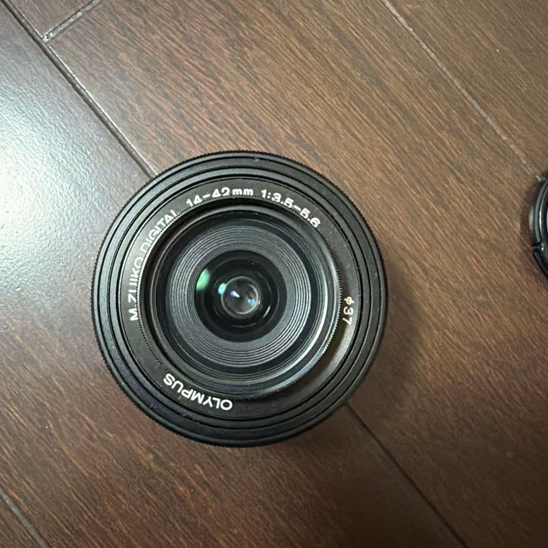 Olympus OM-D E-M10 mark2ミラーレス一眼