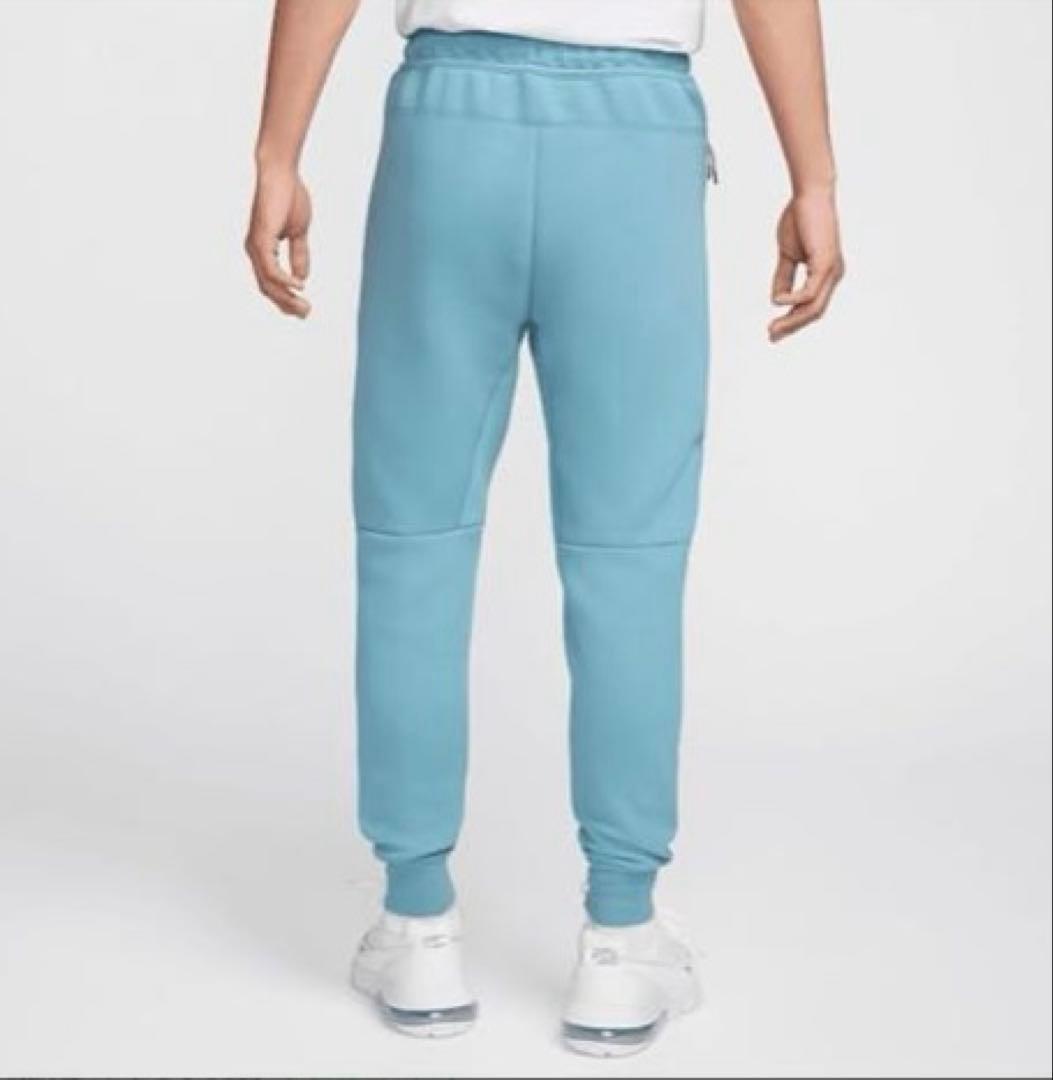 新品未使用 Nike テックフリース スリムフィットＬ