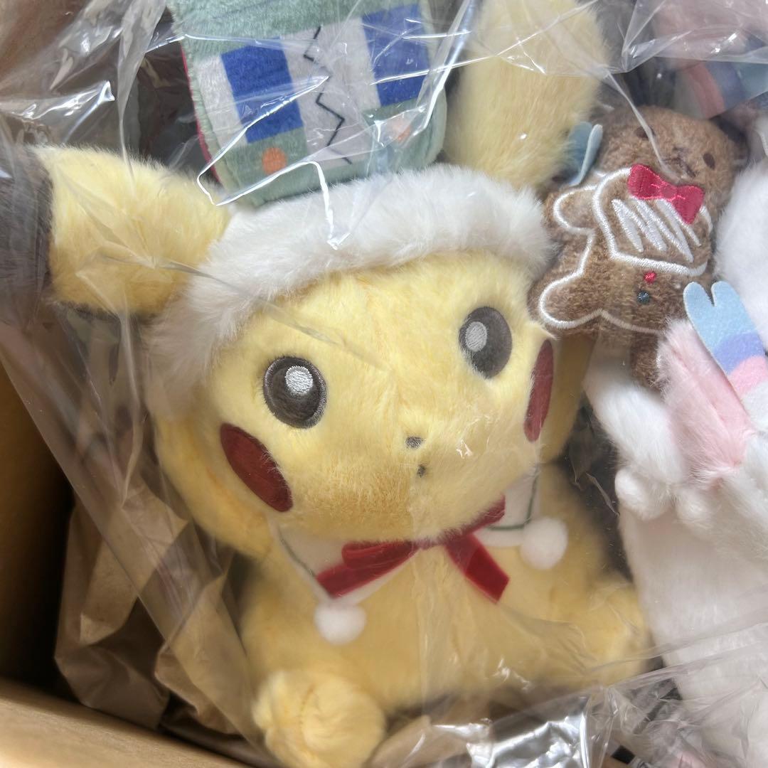 ピカチュウ・ニンフィアぬいぐるみセット　クリスマス　ポケモン