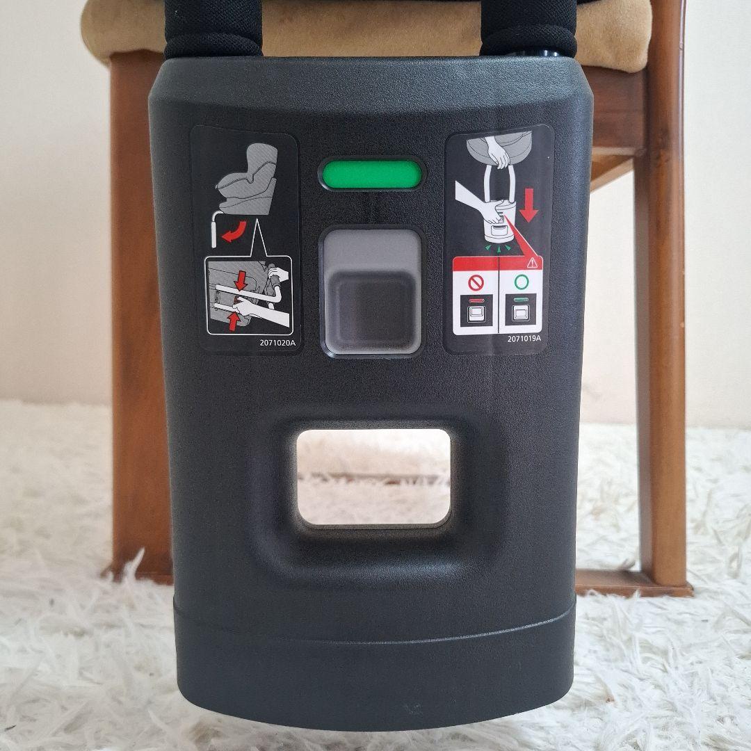 【極美品】エールべべ クルット5 Oui グレー クッション丸洗い済み