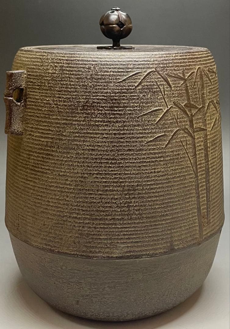 金森紹栄　竹文千筋筒釜　共箱　栞　e0308