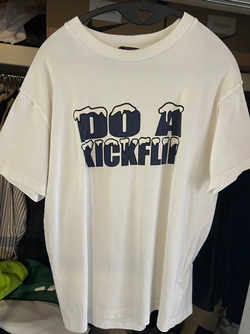 Louis Vuitton DO A KICKFLIP Tシャツ