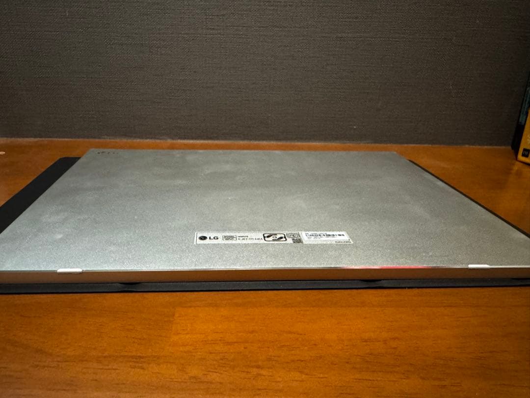 LG モバイルモニター gram +view 16MR70 16インチ