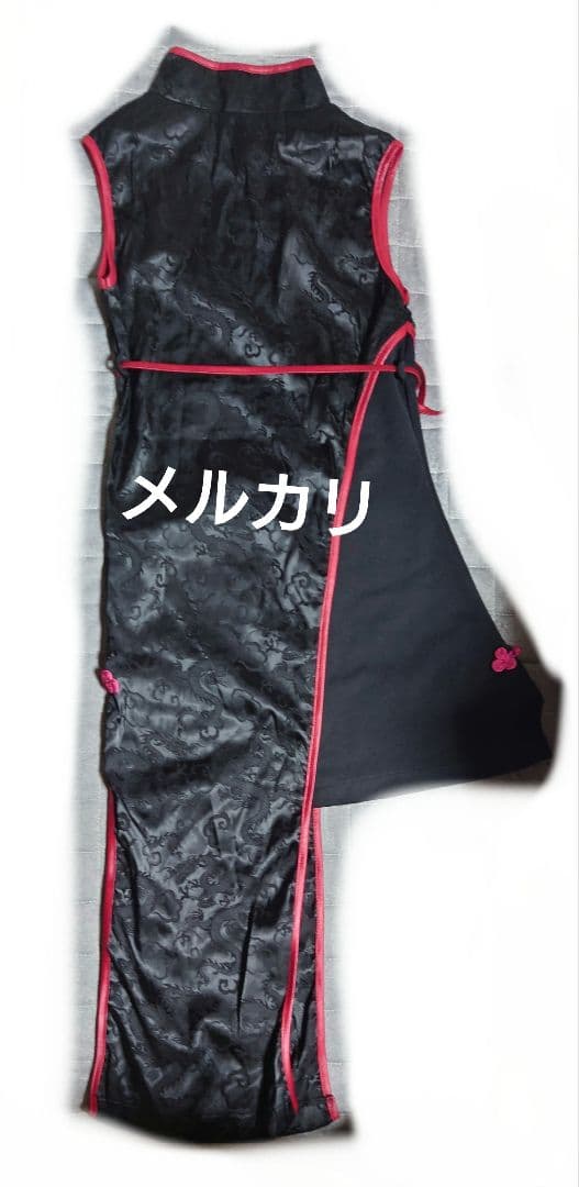 QutieFrash 黒赤チャイナドレス 花ボタン付き