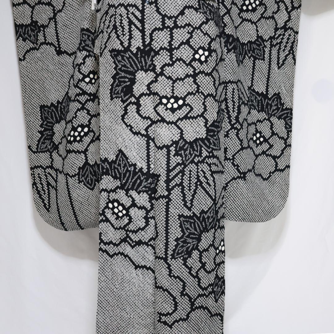 人気総絞り！◆振袖と帯の２点セット！ 小柄な方に・丈152cm ◆黒SD08