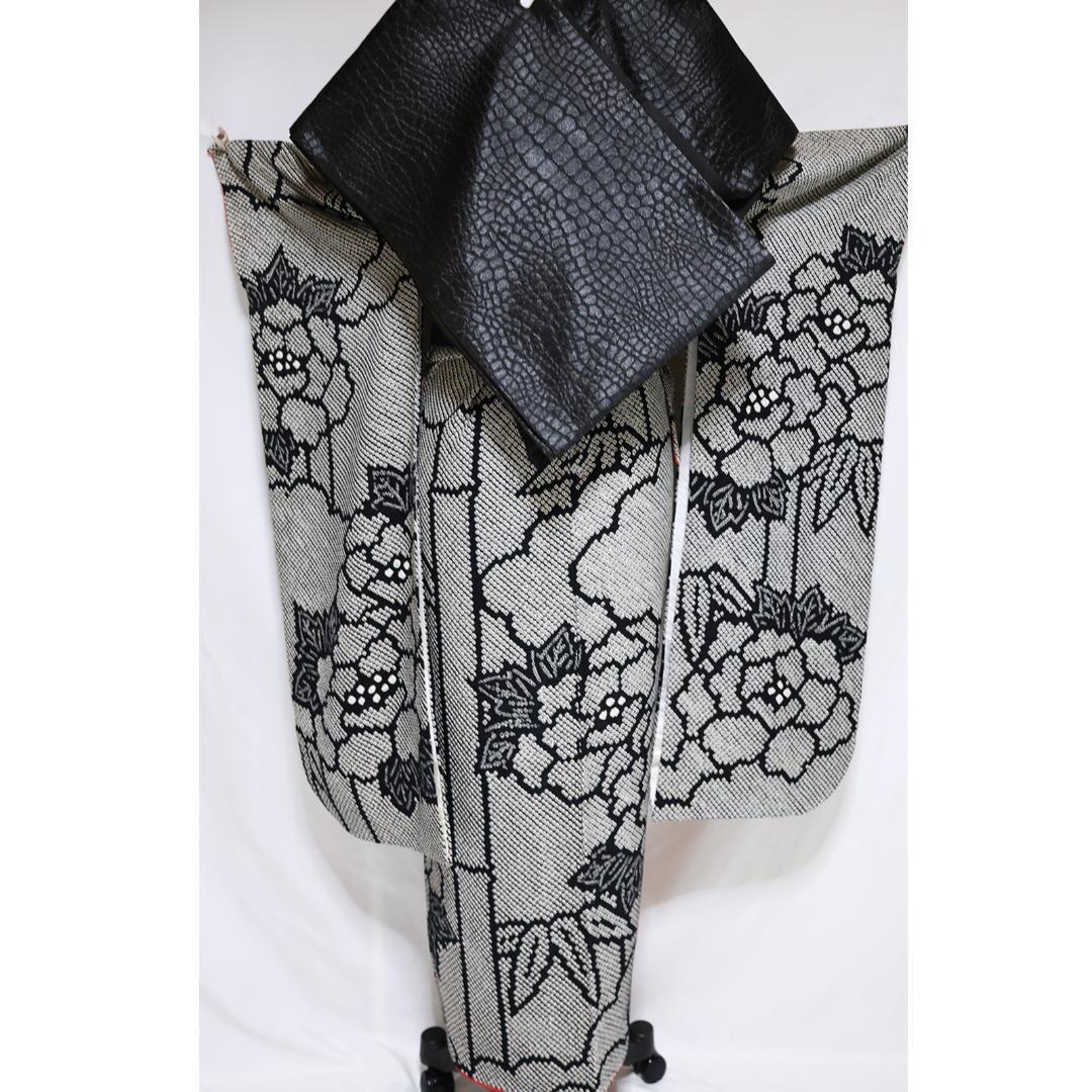 人気総絞り！◆振袖と帯の２点セット！ 小柄な方に・丈152cm ◆黒SD08