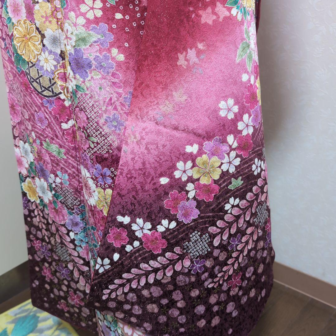 ★19日まで最終出品★美品成人式振り袖赤色 花柄 絹長襦袢付き