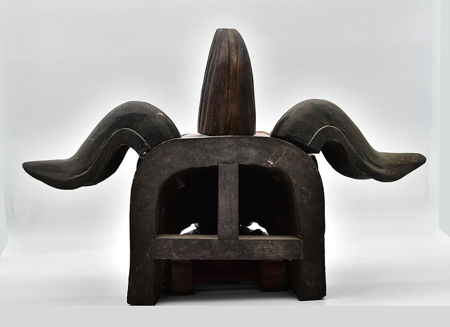 獅子頭 木彫り 飾り獅子頭 高さ約40cm 横約60㎝ 木彫 置物