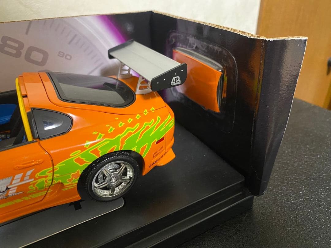 ワイルドスピード　1/18 Toyota Supra スープラトヨタ ミニカー