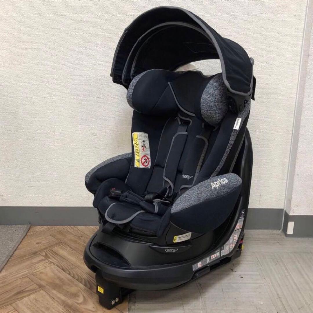 アップリカ　チャイルドシートFladea grow フラディアグロウ　BK