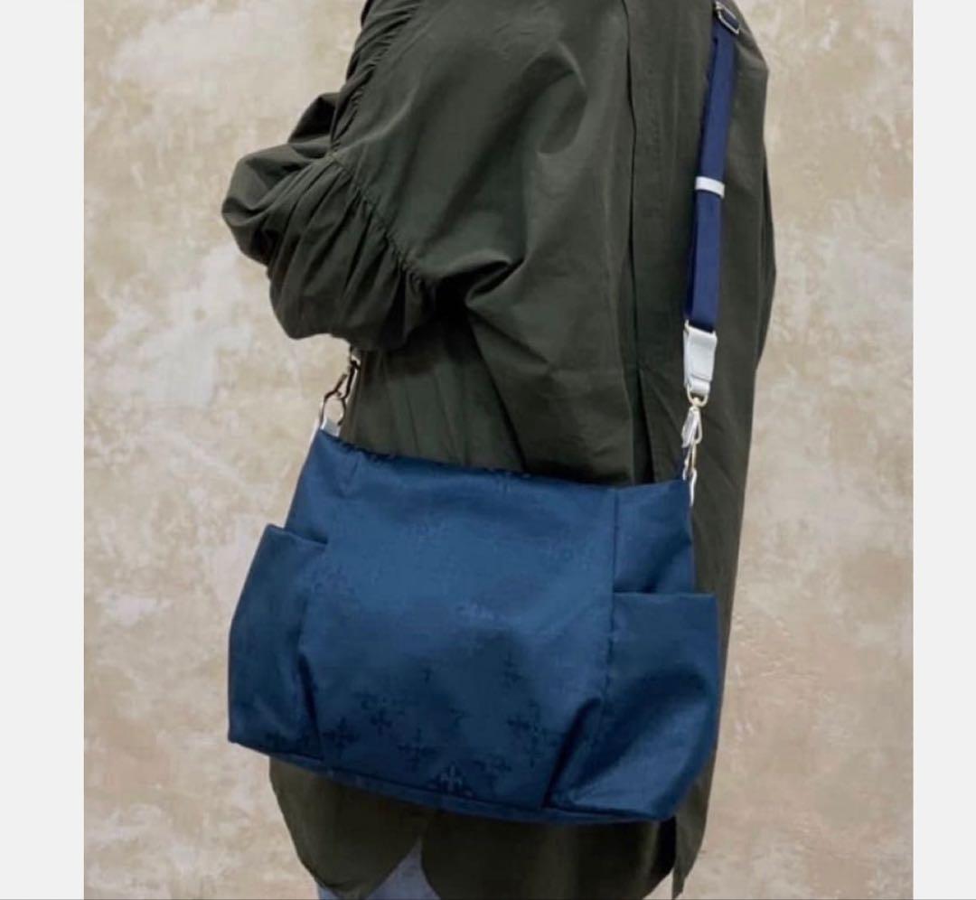 ヒッキー　美品　ラシット ショルダーバッグ ネイビー