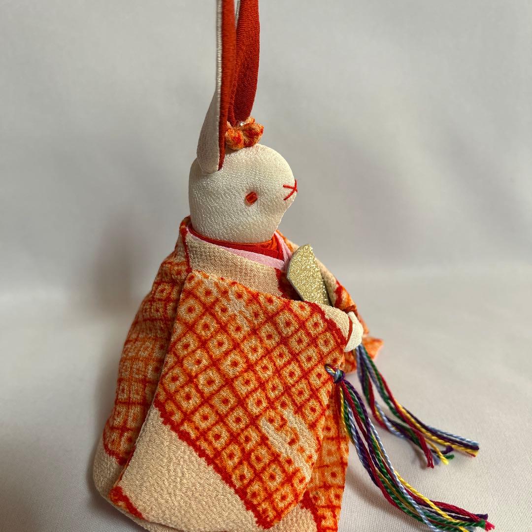 うさぎの雛人形と来年の干支の午、馬