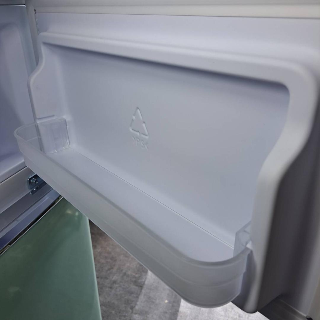 オーヤマ　レトロデザイン　2024年製　冷蔵庫　PRR-082D-LG　81L