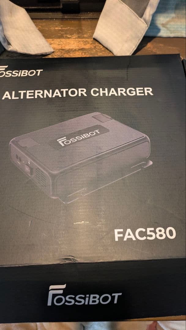 FOSSIBOT FAC580 オルタネーター充電器