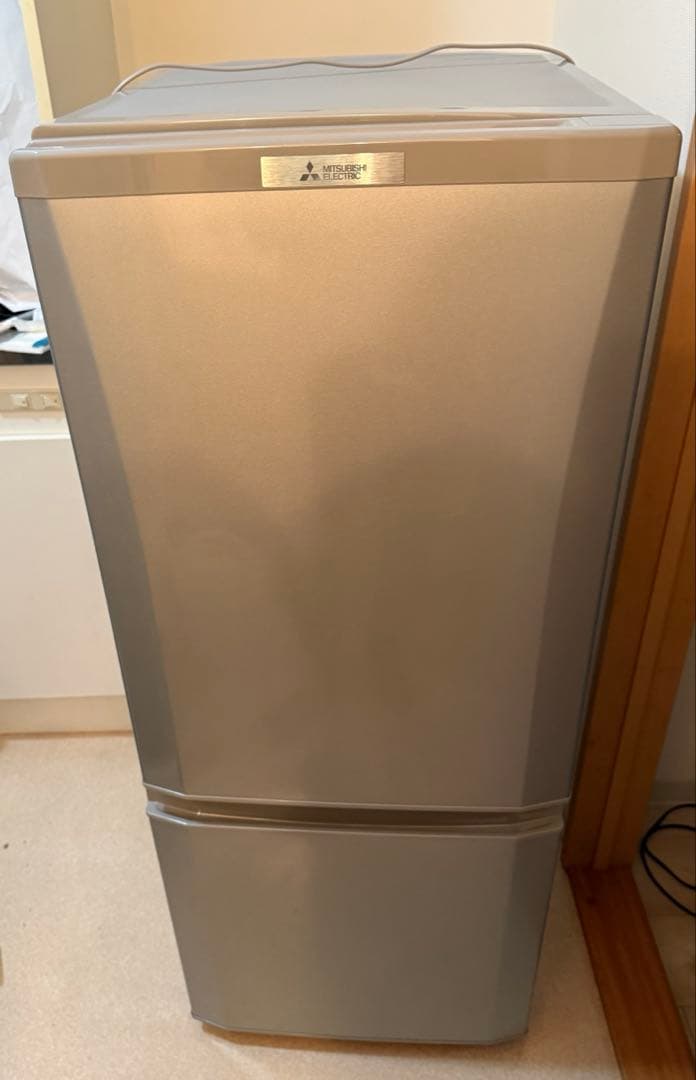 【値下げ中、即購入可】冷蔵庫 146ℓ 2ドア 三菱 MR-P15Z-S