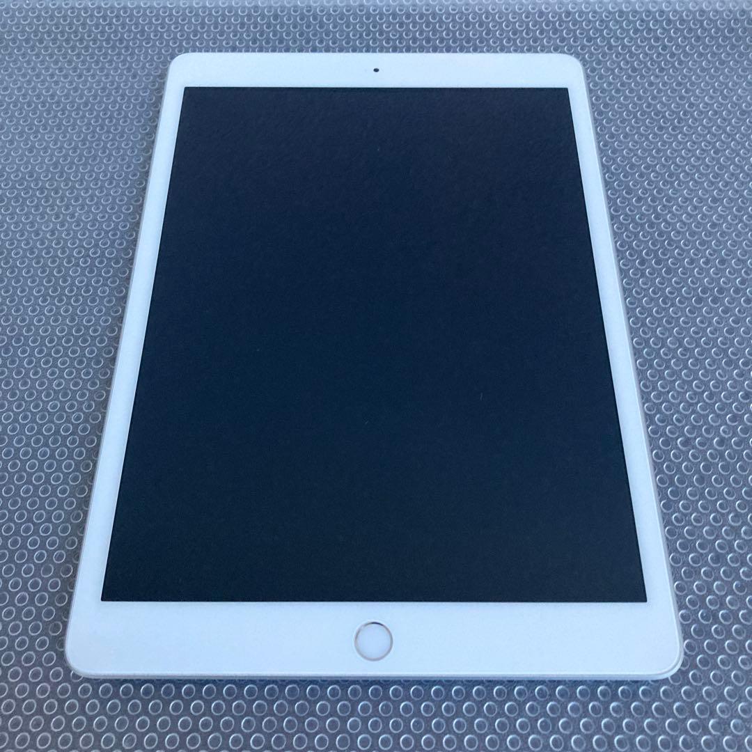 3586【早い者勝ち】美品☆iPad8 第8世代 32GB WIFIモデル☆