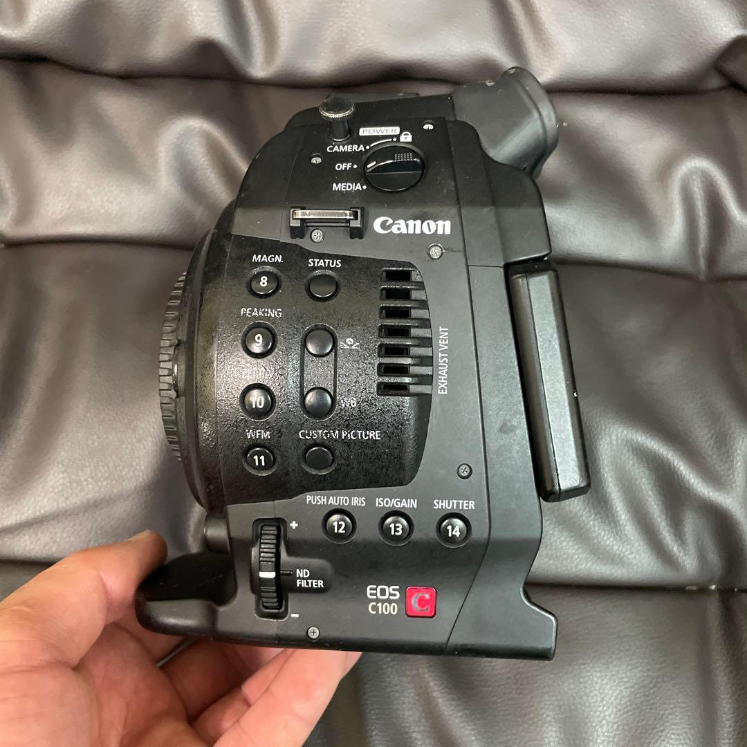Canon C100 デジタルシネマカメラ