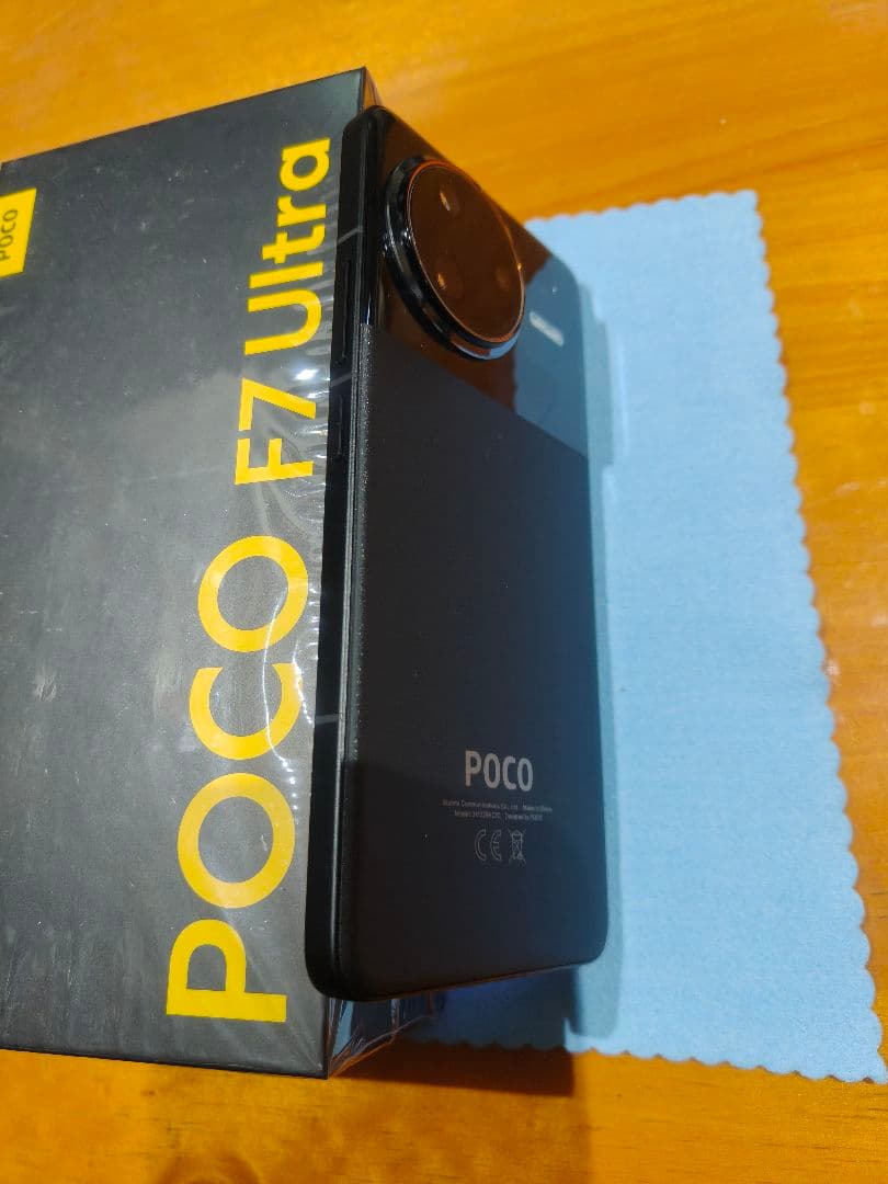 POCO F7 Ultra 本体