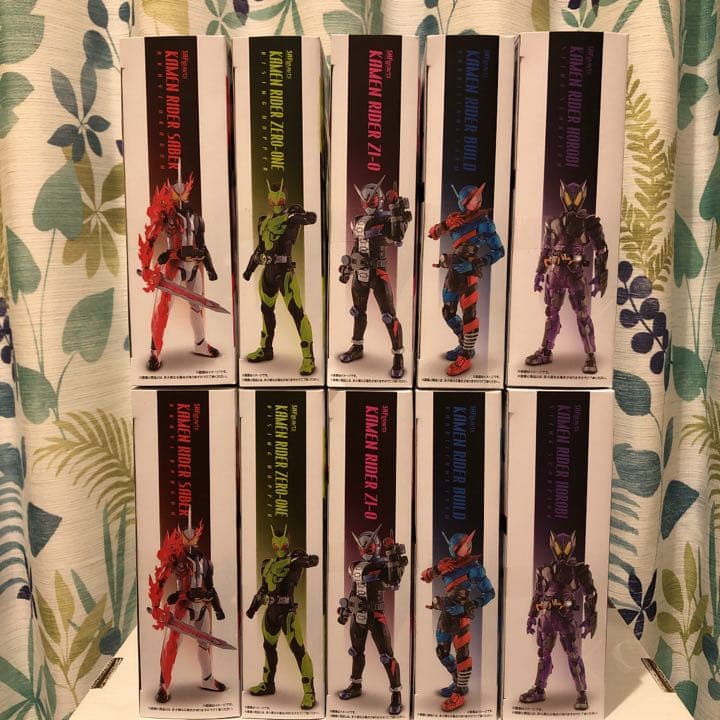 一番くじ　仮面ライダー　フィギュアーツ　滅　ゼロワン　ビルド　コンプリート