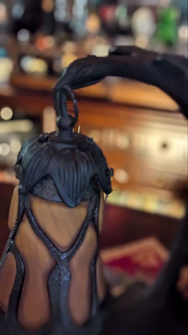 アンティーク 鳥がくわえる卓上ライト メタル製スタンド オレンジカラー