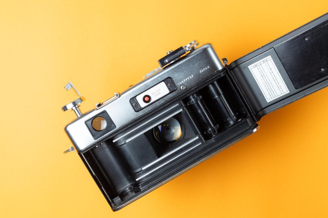 フィルムカメラ [#612] YASHICA ELECTRO35 GS 45mm f1.7