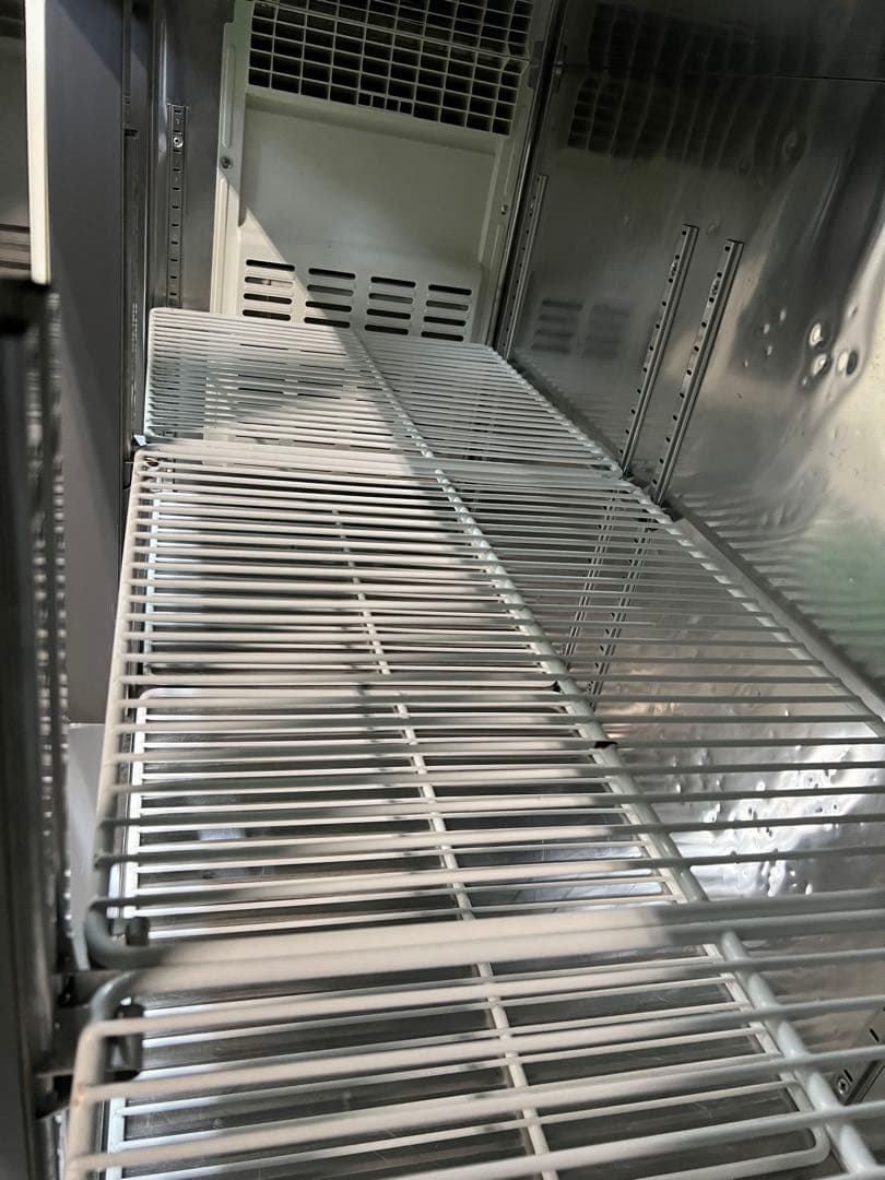 2013年 フクシマテーブル形冷凍庫 1800x600x800