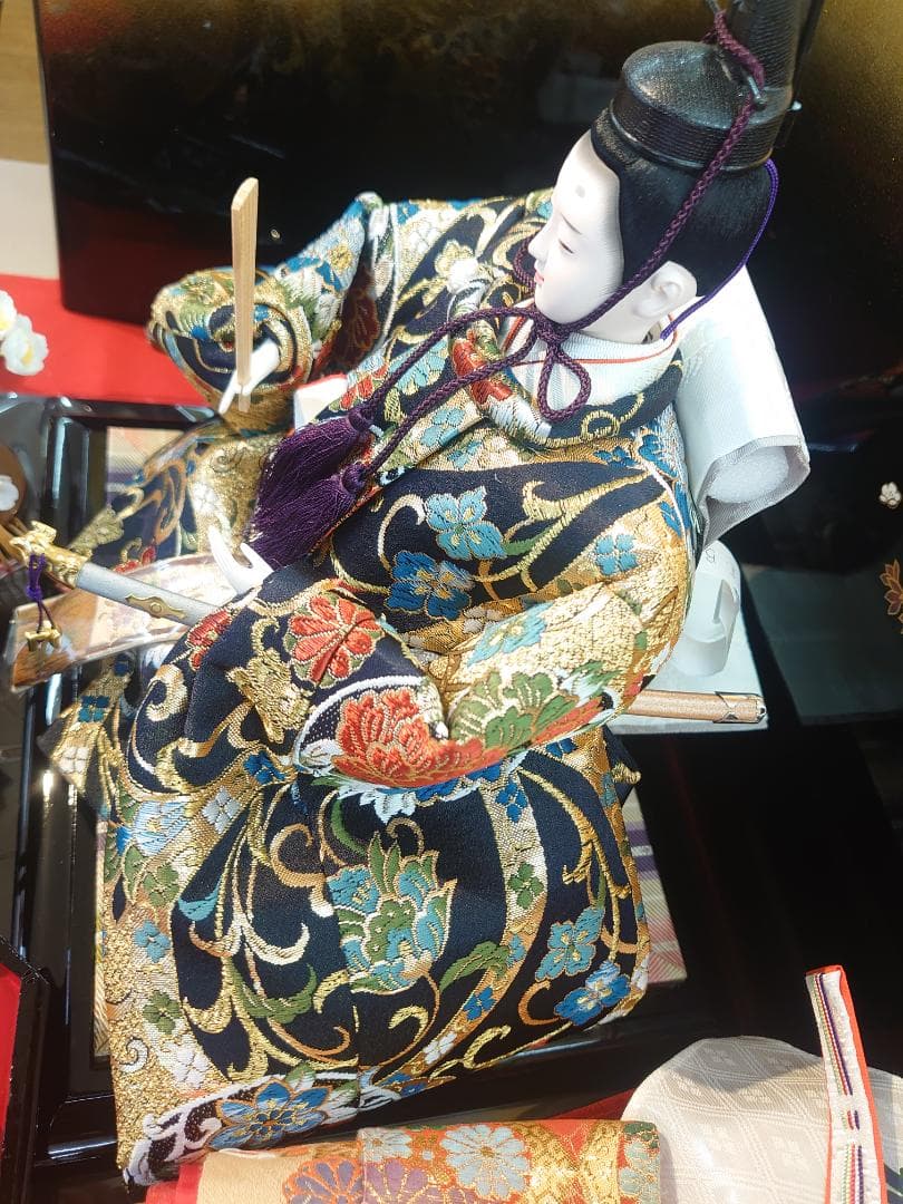 ●新品おひなさま●　金襴衣装飾り　落とし屏風スタイル　フルセット