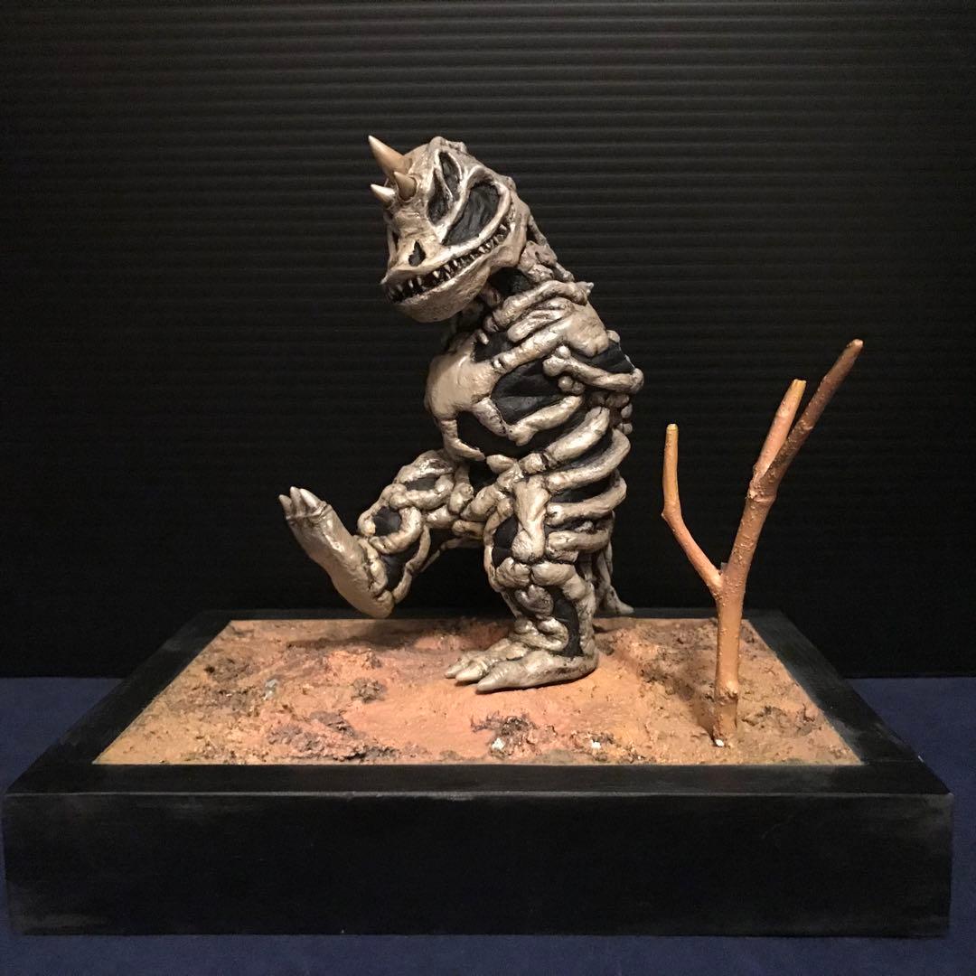 レア！亡霊怪獣シーボーズ　フィギュア　ジオラマ完成品