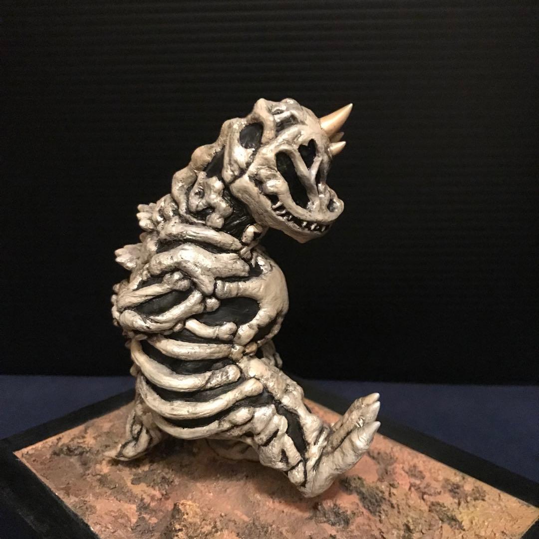 レア！亡霊怪獣シーボーズ　フィギュア　ジオラマ完成品