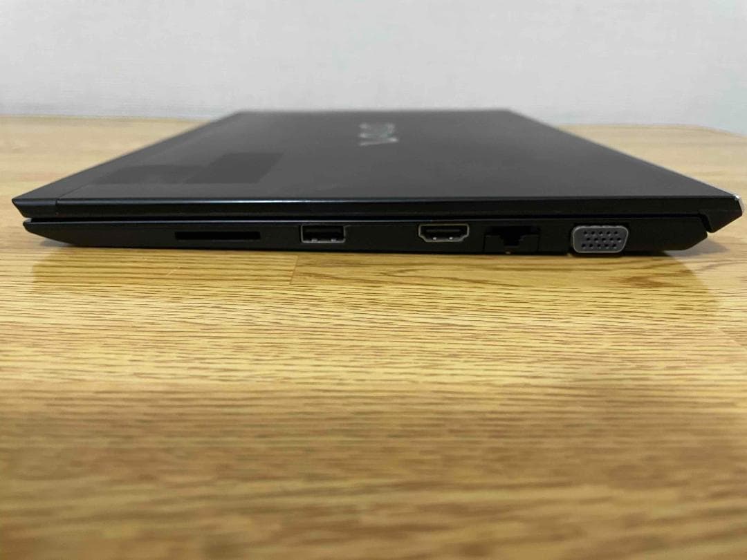 1*2様 軽くて薄くすぐ使えるSONY VAIO Win11/SSD256GB/